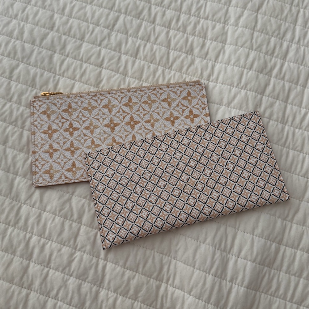 Louis Vuitton - slim zipper wallet & pouch